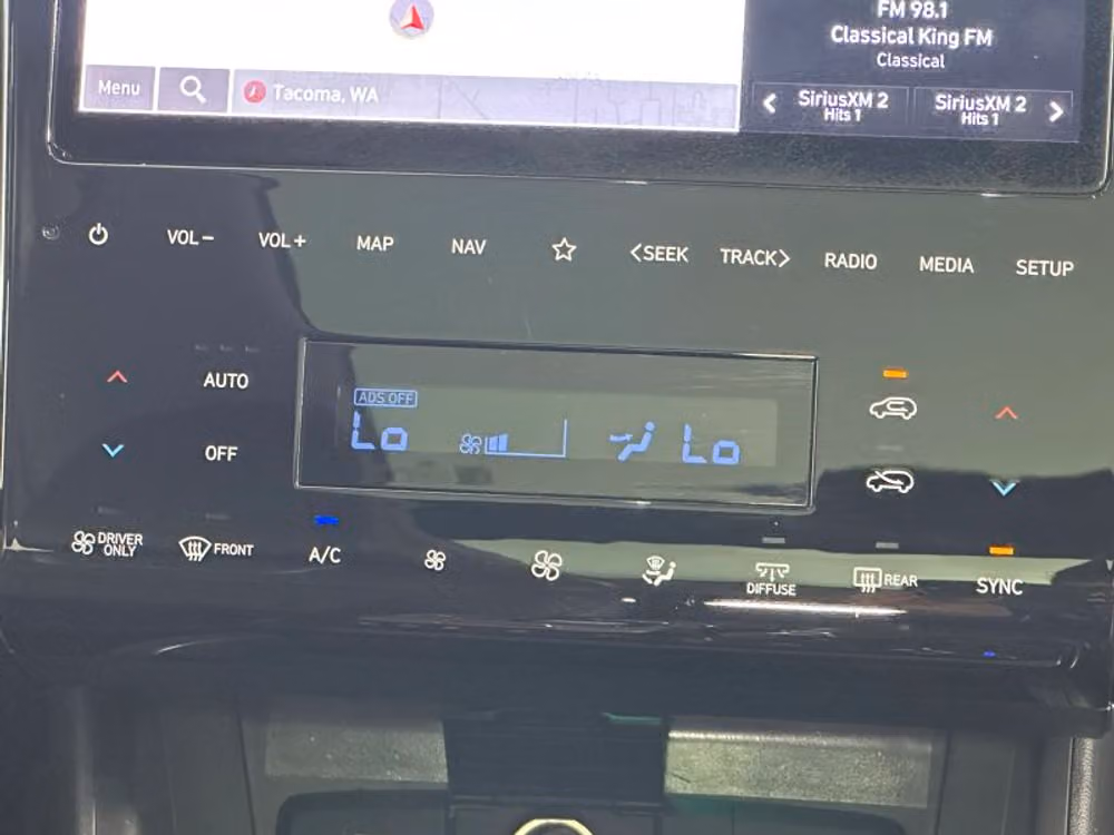 2022 Hyundai TUCSON Hybrid Limited Image 34