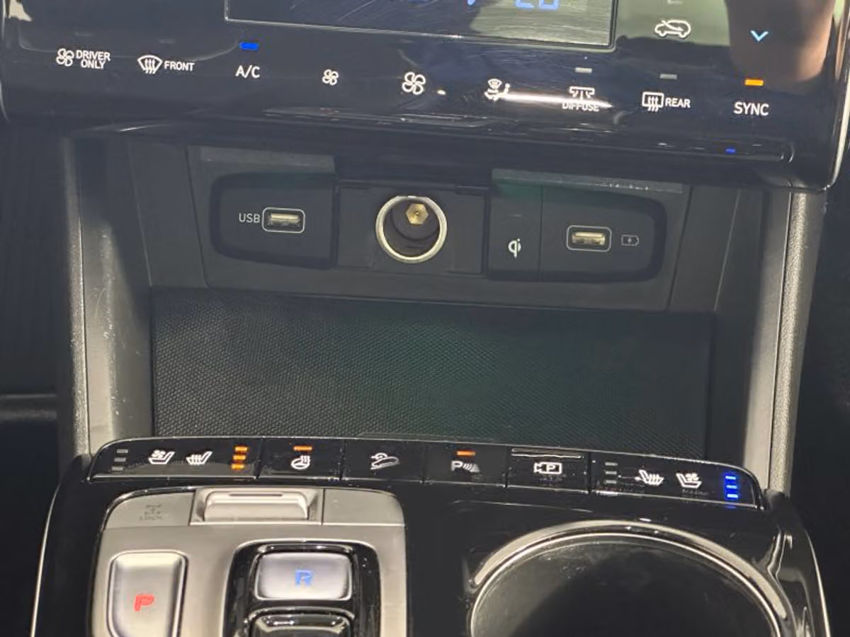 2022 Hyundai TUCSON Hybrid Limited Image 36
