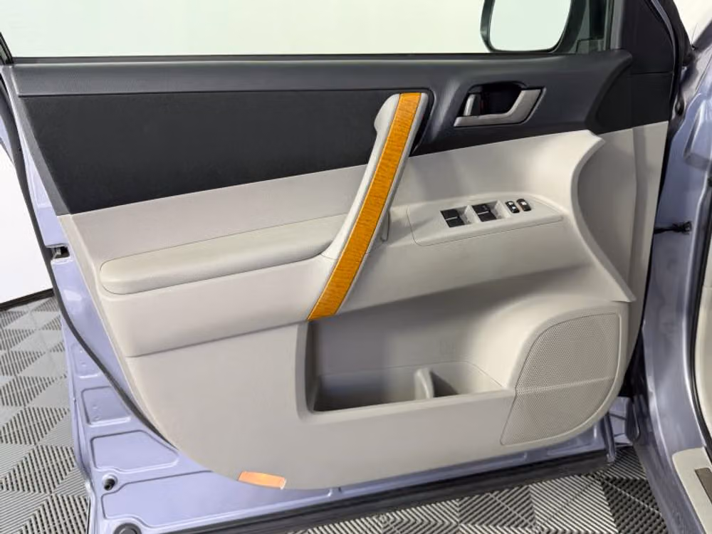 2010 Toyota Highlander Hybrid Base Image 22
