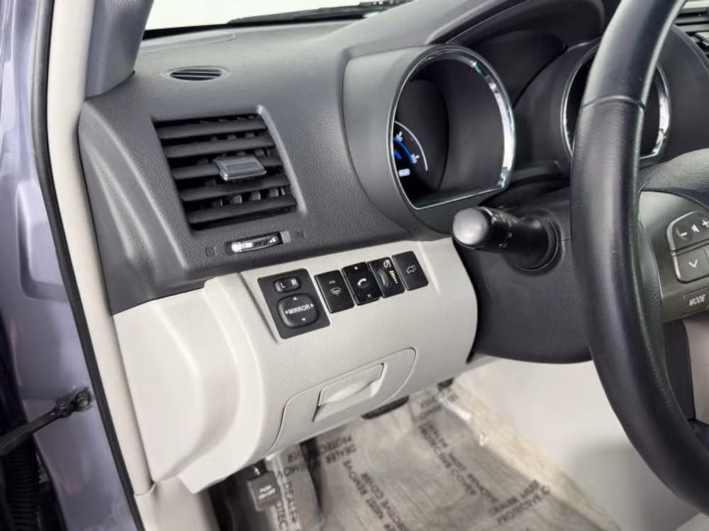 2010 Toyota Highlander Hybrid Base Image 24
