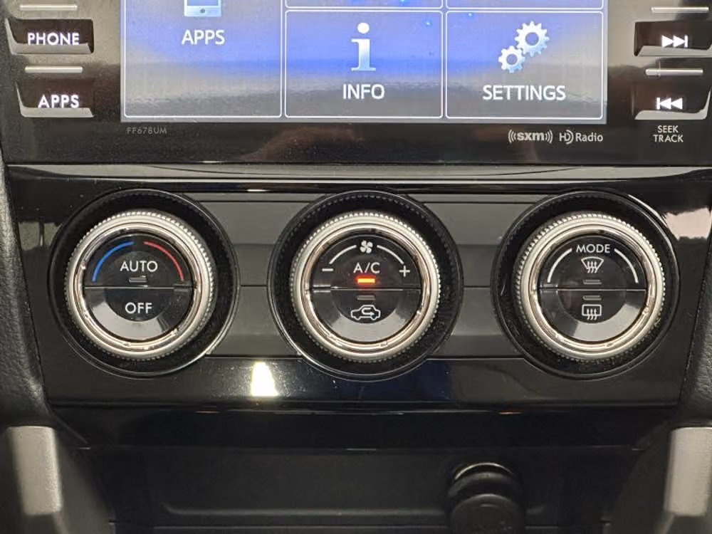 2017 Subaru Forester 2.5i Limited Crossover Image 33