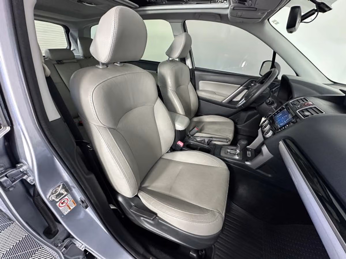 2017 Subaru Forester 2.5i Limited Crossover Image 19