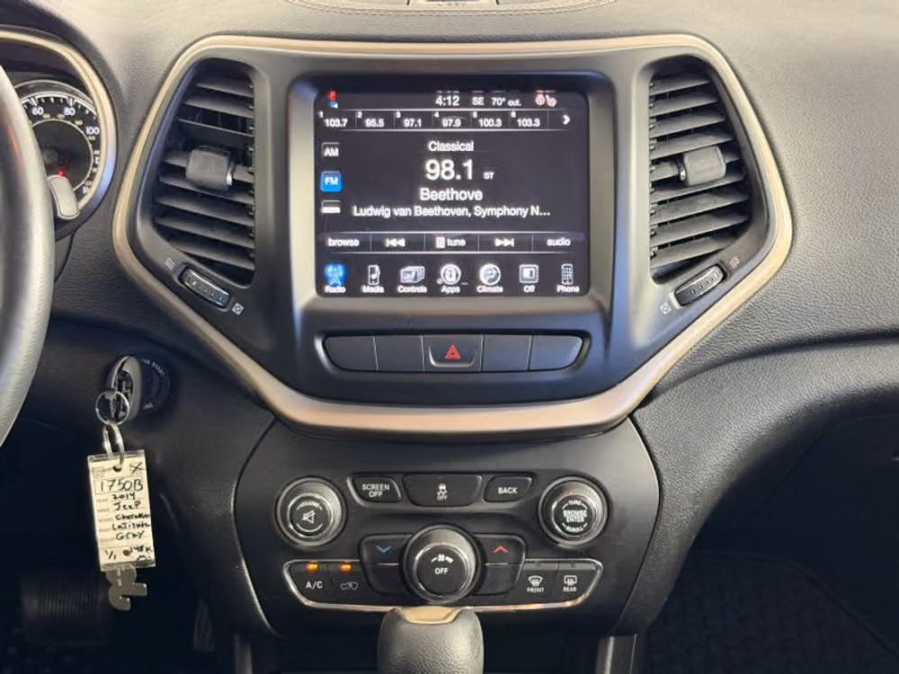 2014 Jeep Cherokee Latitude Image 17
