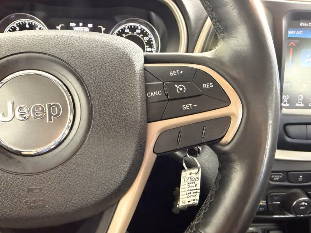 2014 Jeep Cherokee Latitude Image 39