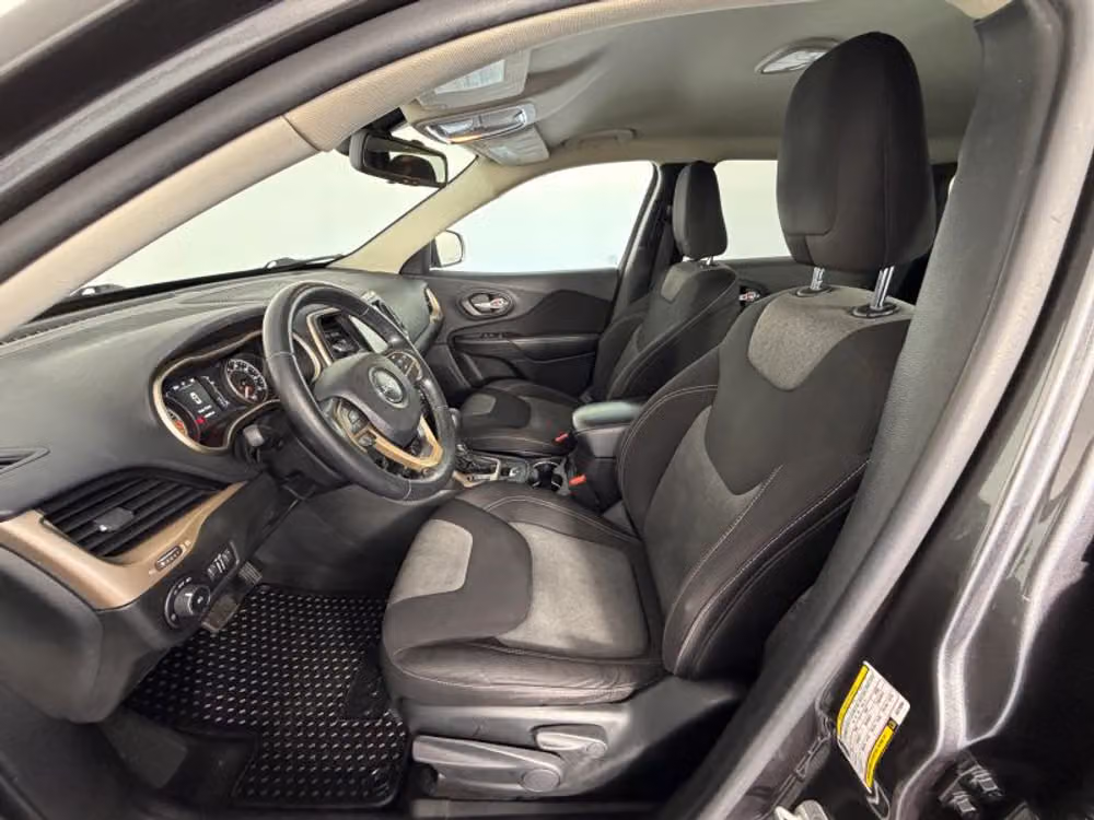 2014 Jeep Cherokee Latitude Image 23