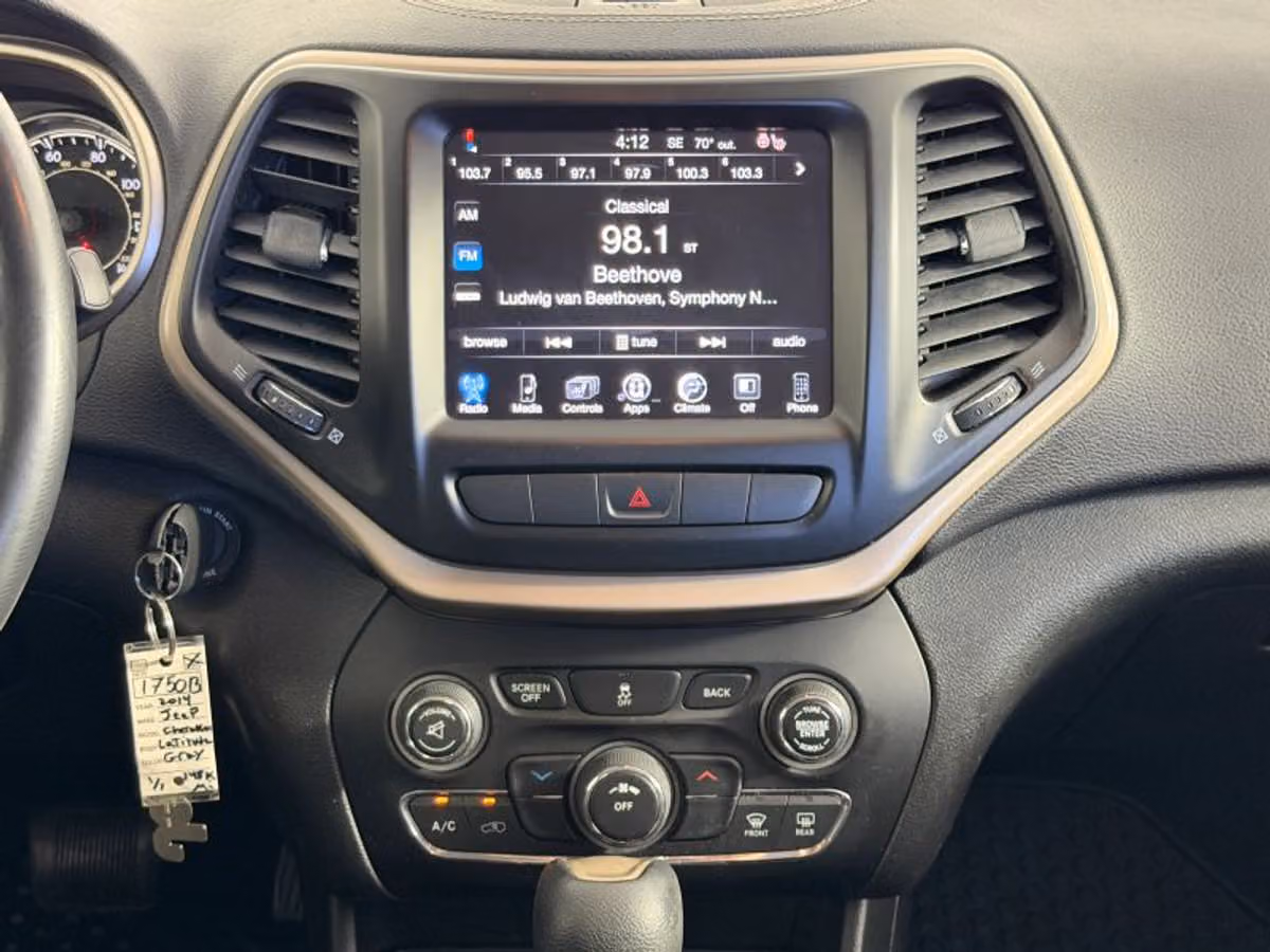 2014 Jeep Cherokee Latitude Image 17