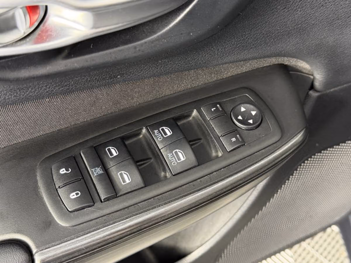 2014 Jeep Cherokee Latitude Image 22