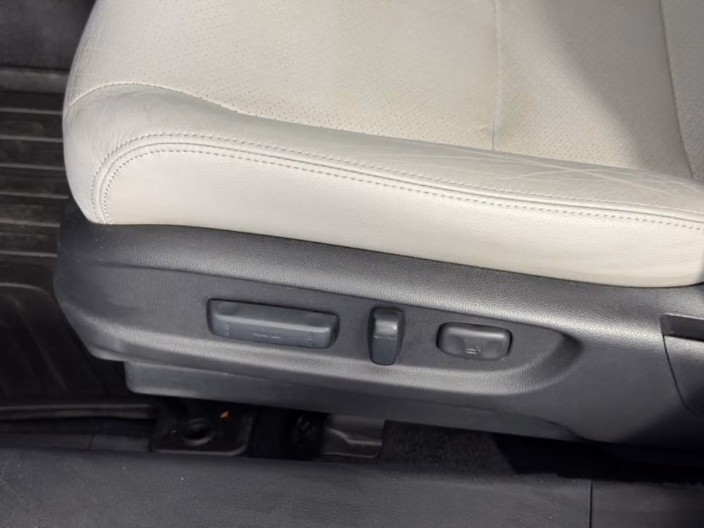 2017 Honda Accord Touring Image 21