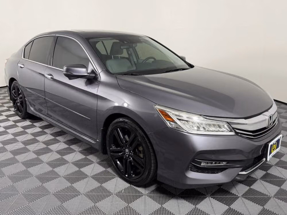 2017 Honda Accord Touring Image 7