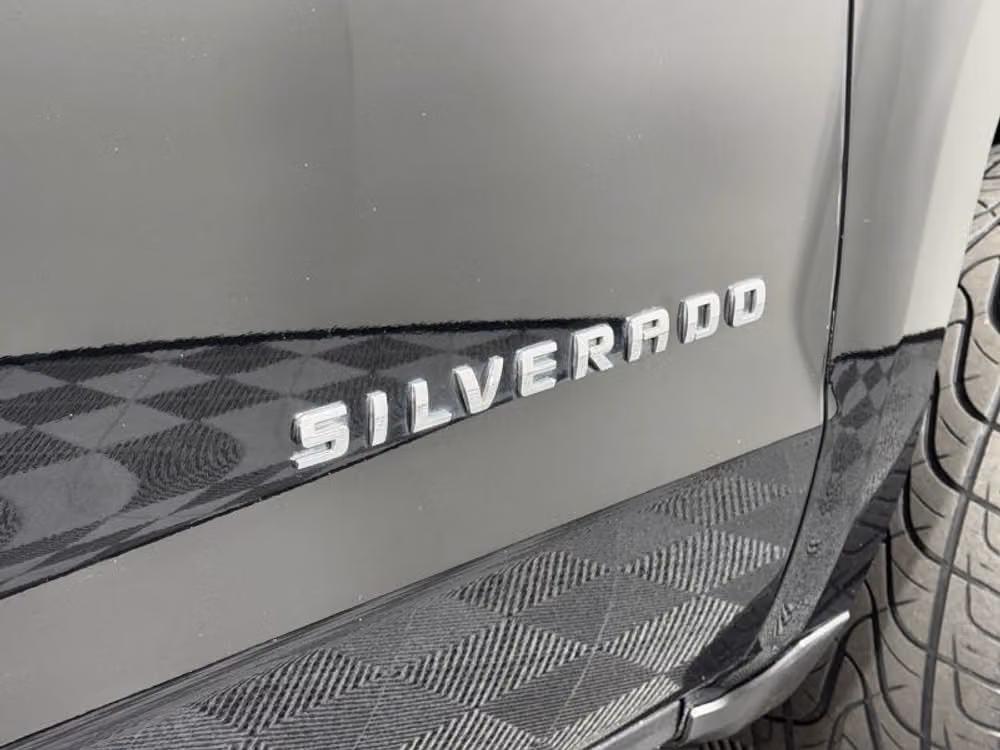 2014 Chevrolet Silverado 1500 Z71 LT Pickup 4D 5 3/4 ft Crew Cab Image 15
