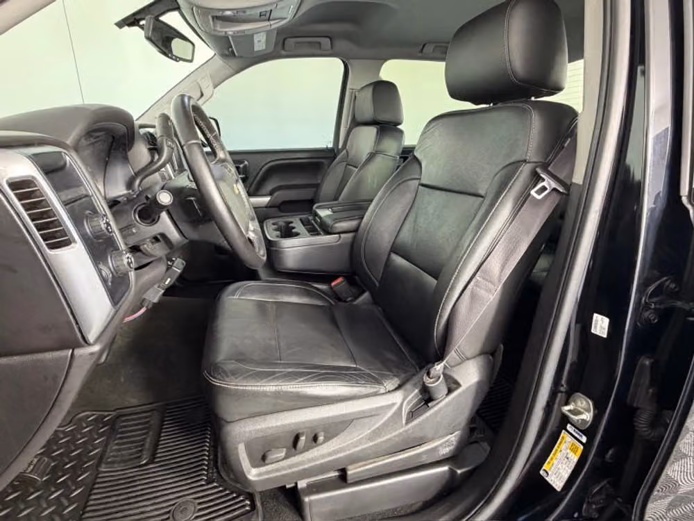 2014 Chevrolet Silverado 1500 Z71 LT Pickup 4D 5 3/4 ft Crew Cab Image 29