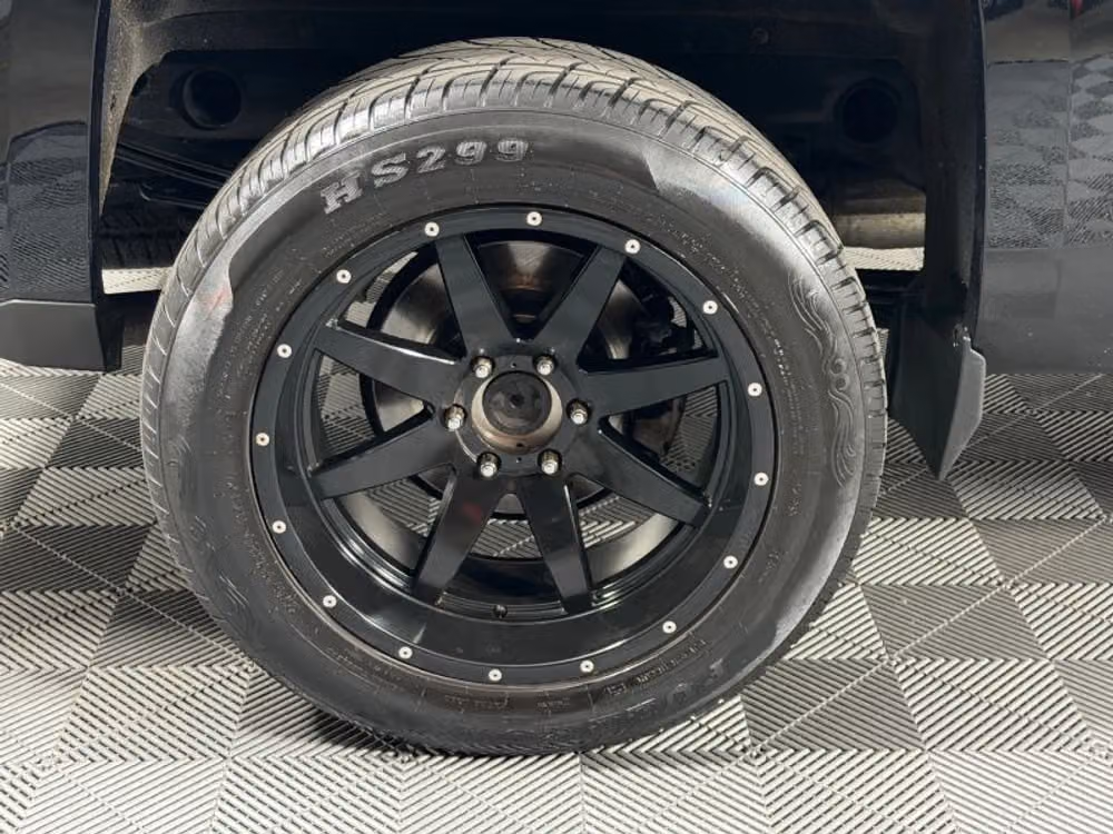 2014 Chevrolet Silverado 1500 Z71 LT Pickup 4D 5 3/4 ft Crew Cab Image 14