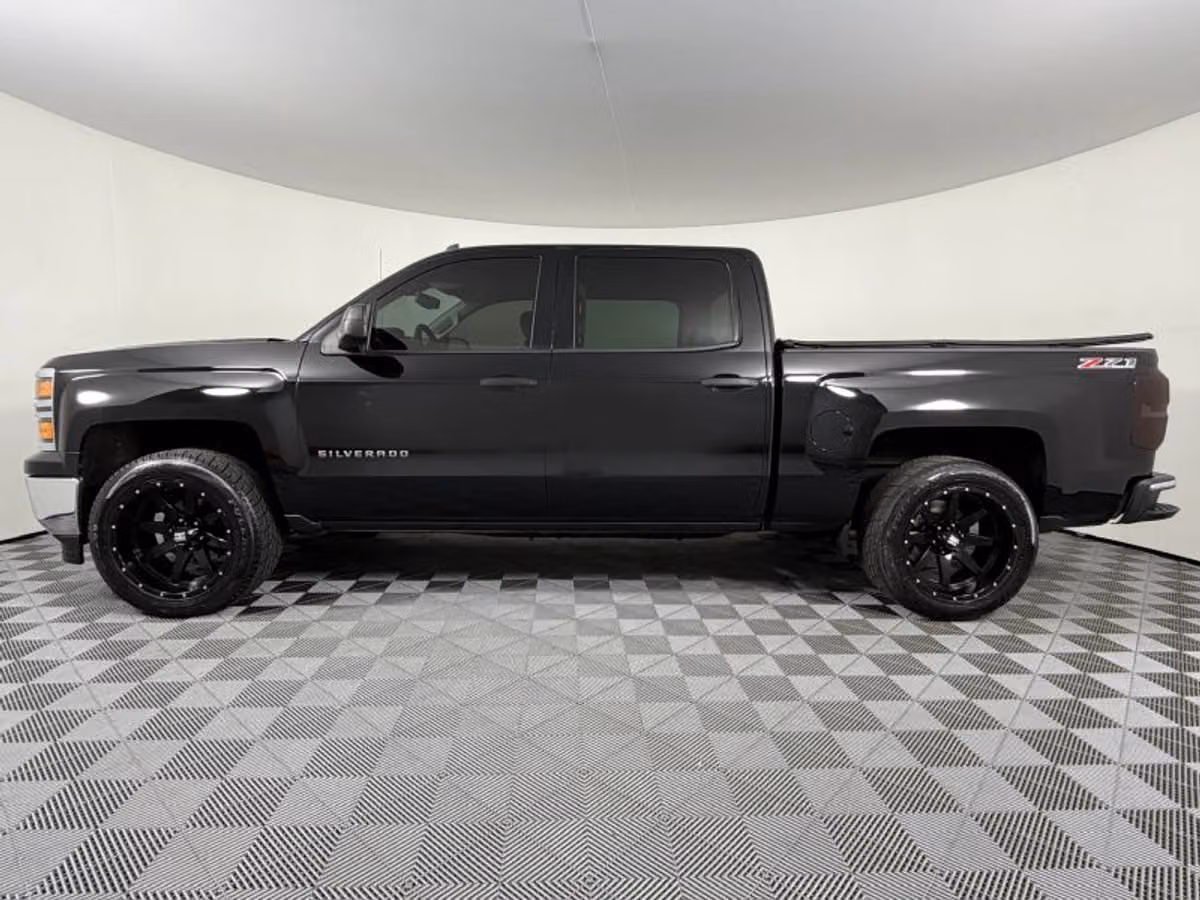 2014 Chevrolet Silverado 1500 Z71 LT Pickup 4D 5 3/4 ft Crew Cab Image 13