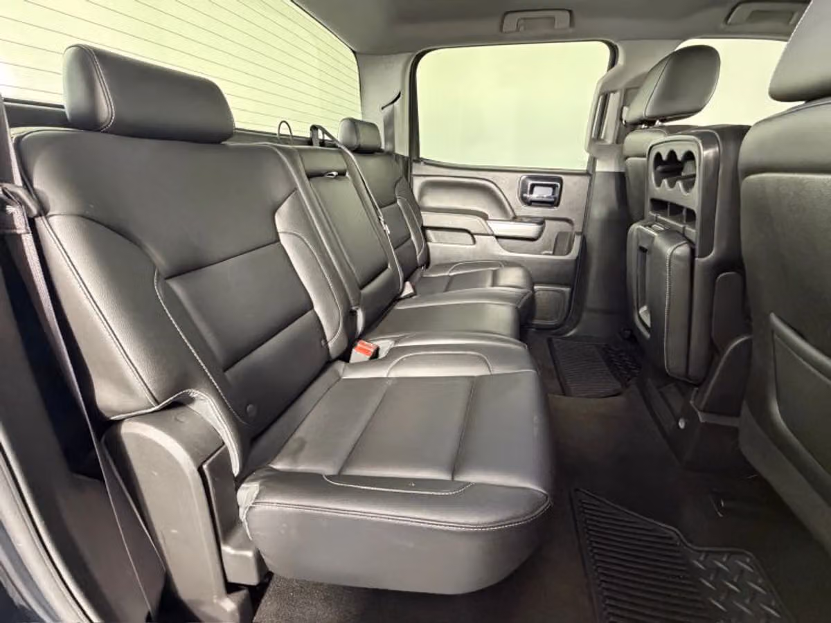 2014 Chevrolet Silverado 1500 Z71 LT Pickup 4D 5 3/4 ft Crew Cab Image 35