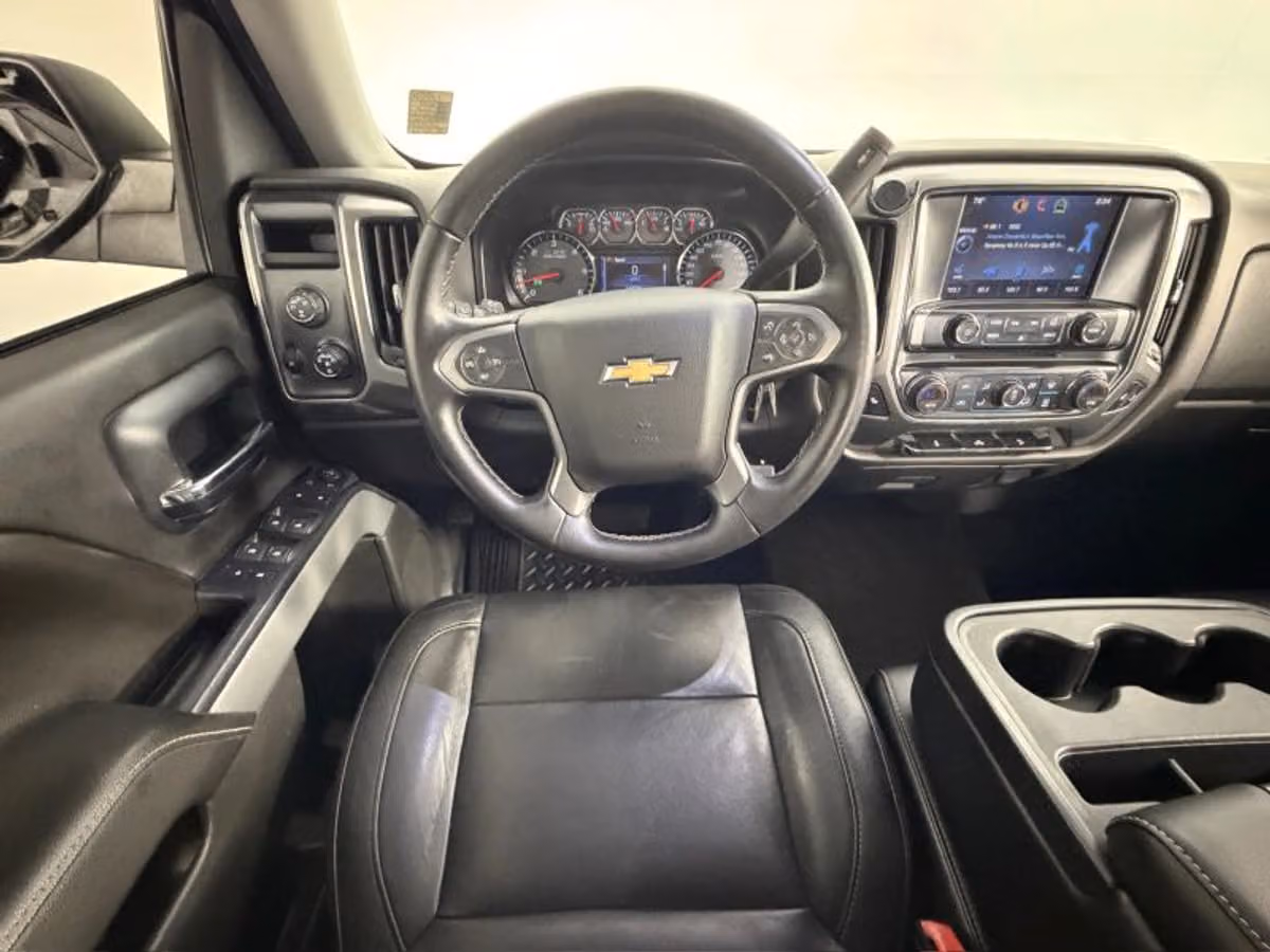 2014 Chevrolet Silverado 1500 Z71 LT Pickup 4D 5 3/4 ft Crew Cab Image 25