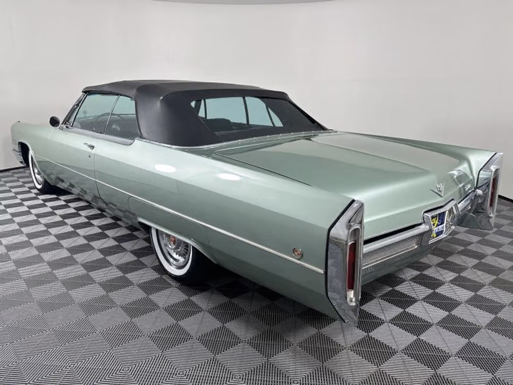 1966 CADILLAC DEVILLE Image 13