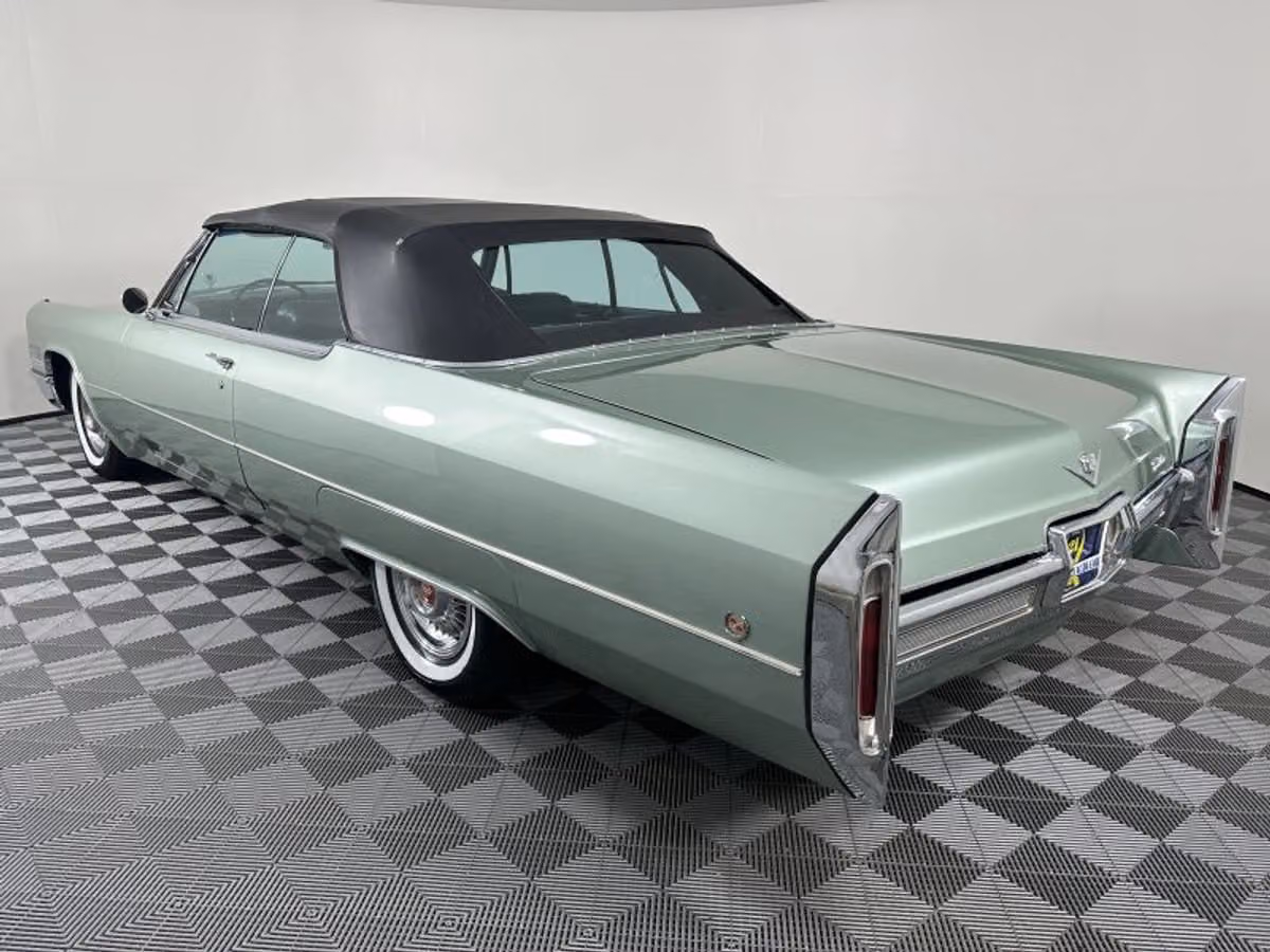 1966 CADILLAC DEVILLE Image 13
