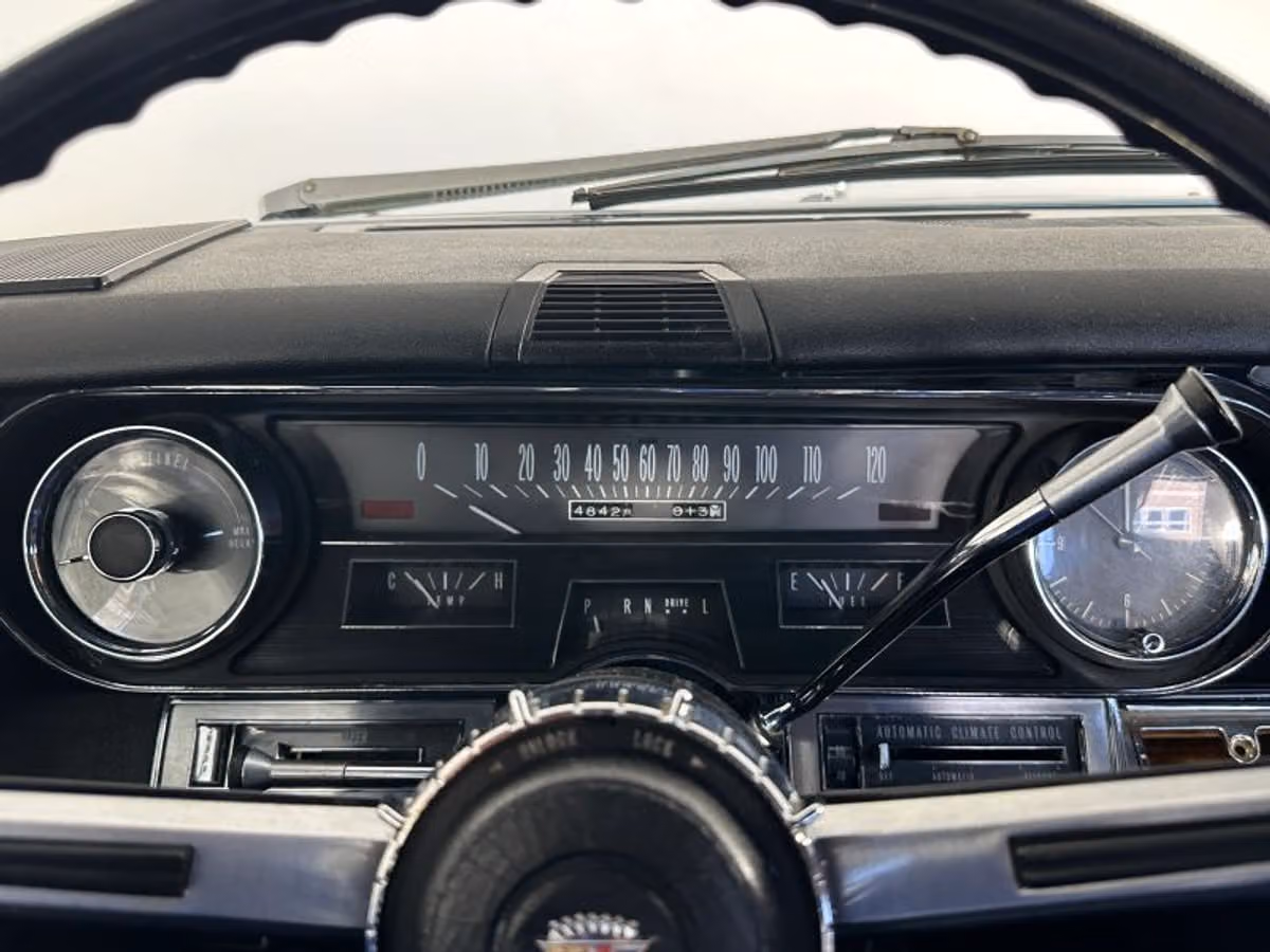 1966 CADILLAC DEVILLE Image 32