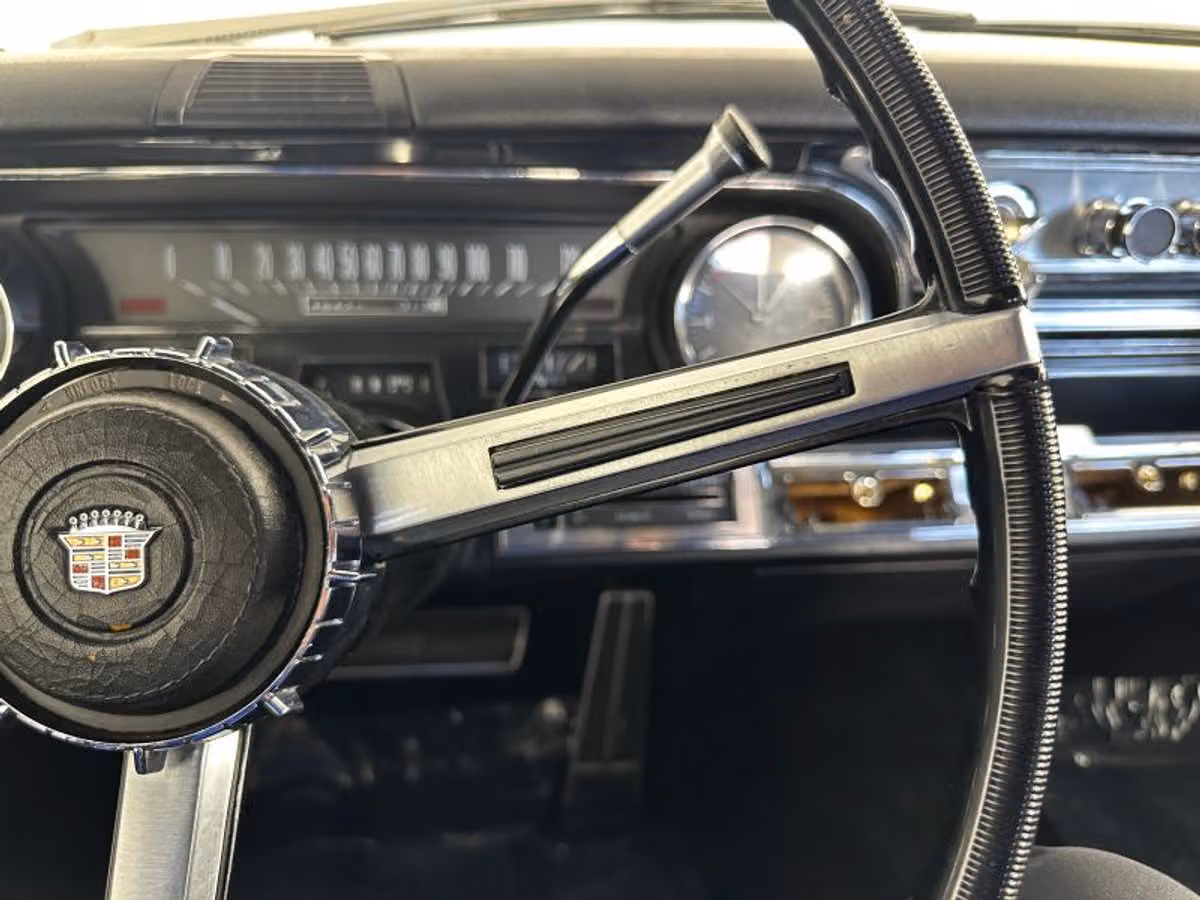 1966 CADILLAC DEVILLE Image 35