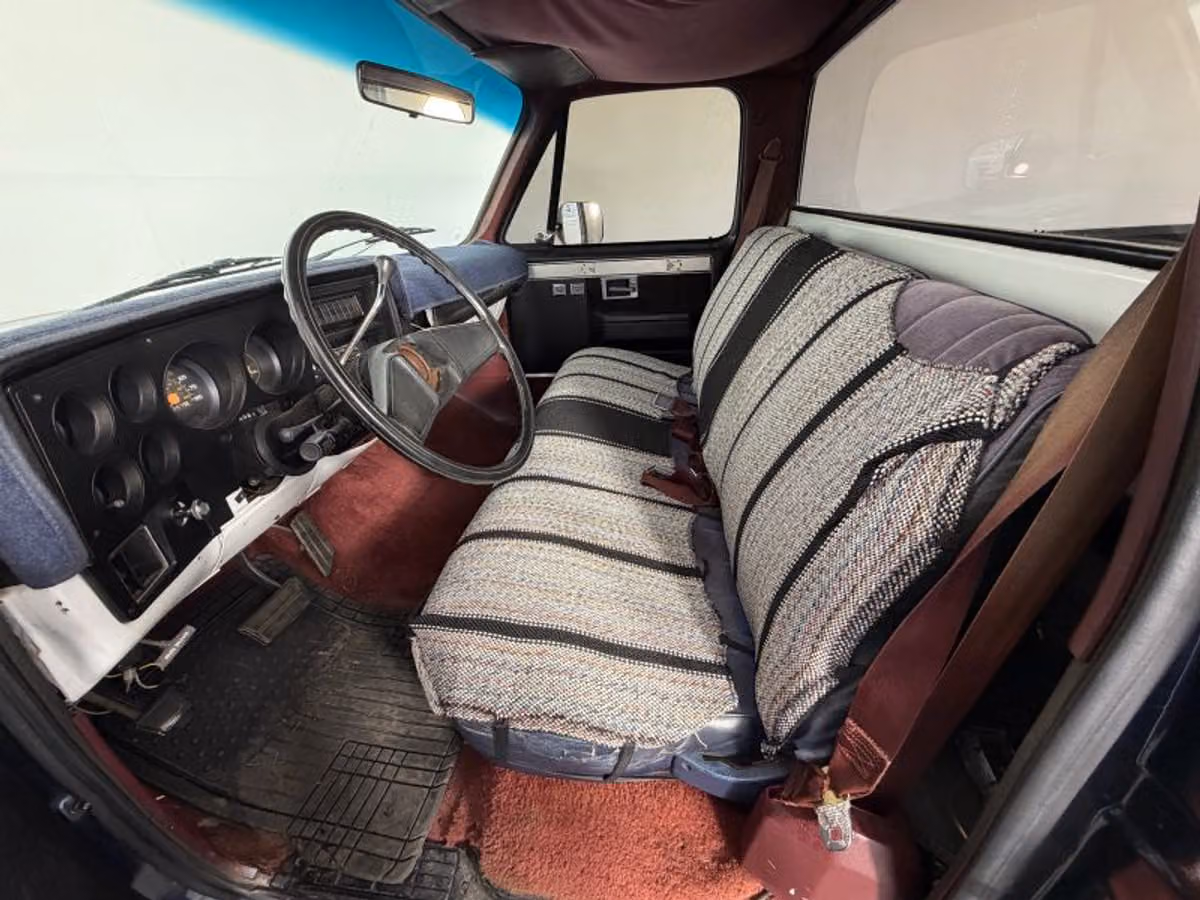 1985 Chevrolet C/K 10 Series Silverado Reg Cab Regular Cab Image 18