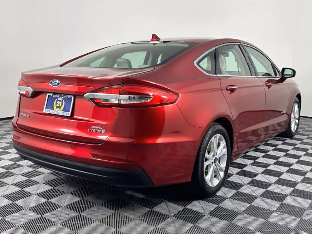 2019 Ford Fusion Hybrid SEL Image 12