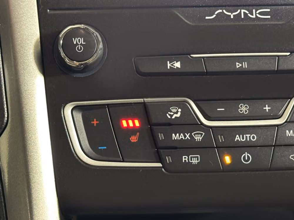 2019 Ford Fusion Hybrid SEL Image 31