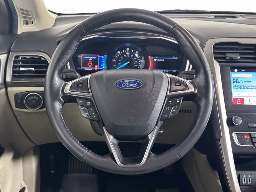2019 Ford Fusion Hybrid SEL Image 25