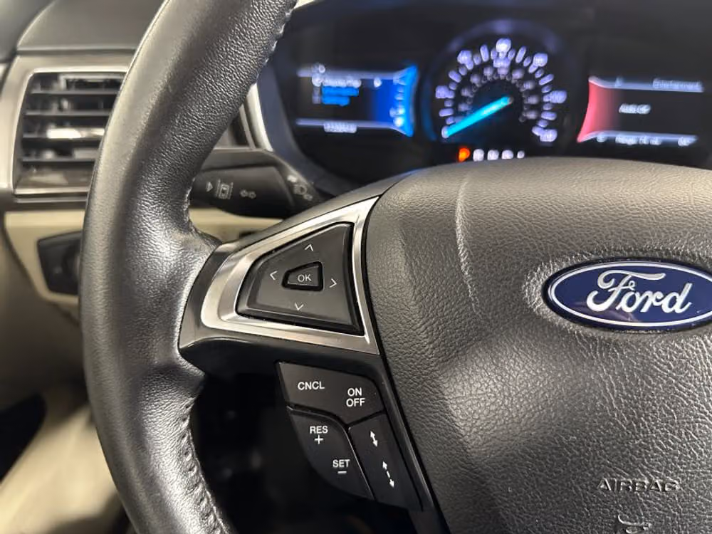 2019 Ford Fusion Hybrid SEL Image 26