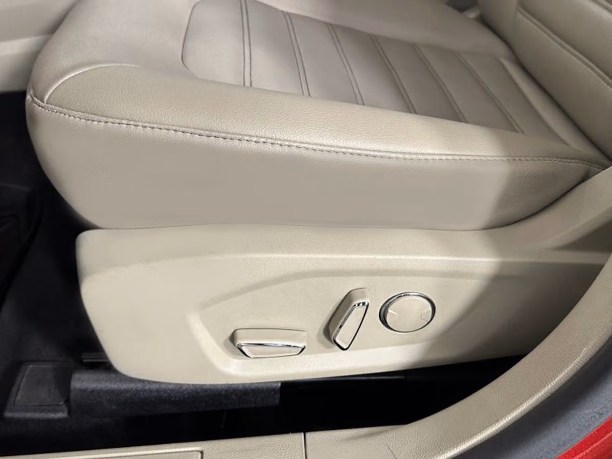 2019 Ford Fusion Hybrid SEL Image 37