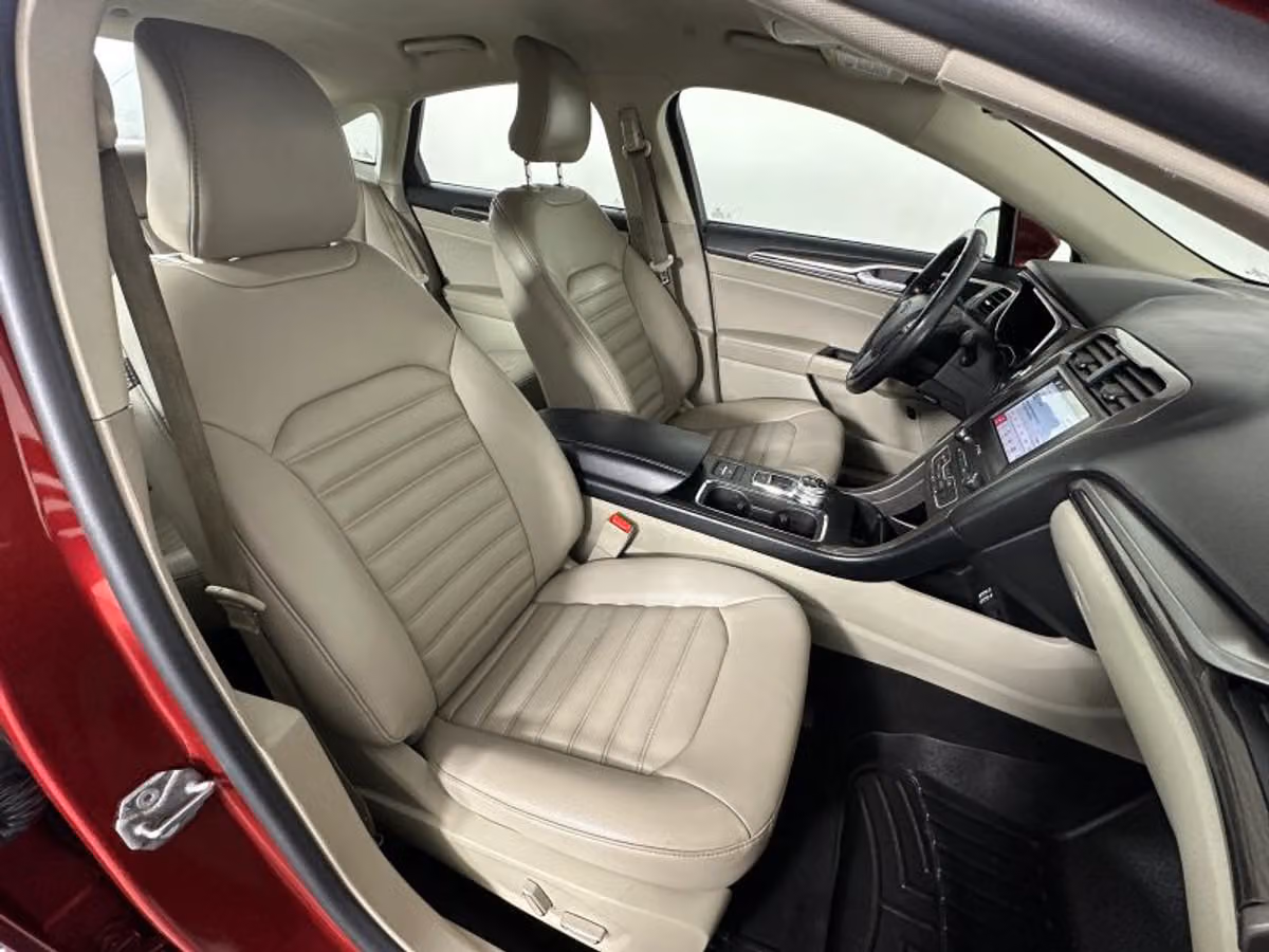 2019 Ford Fusion Hybrid SEL Image 33