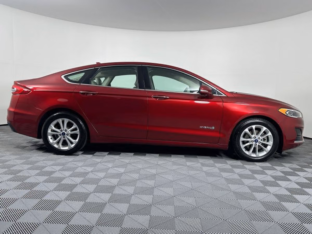2019 Ford Fusion Hybrid SEL Image 13