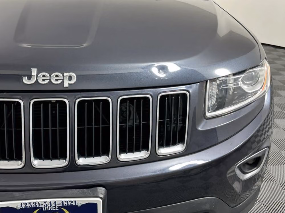 2015 Jeep Grand Cherokee Laredo E Image 4