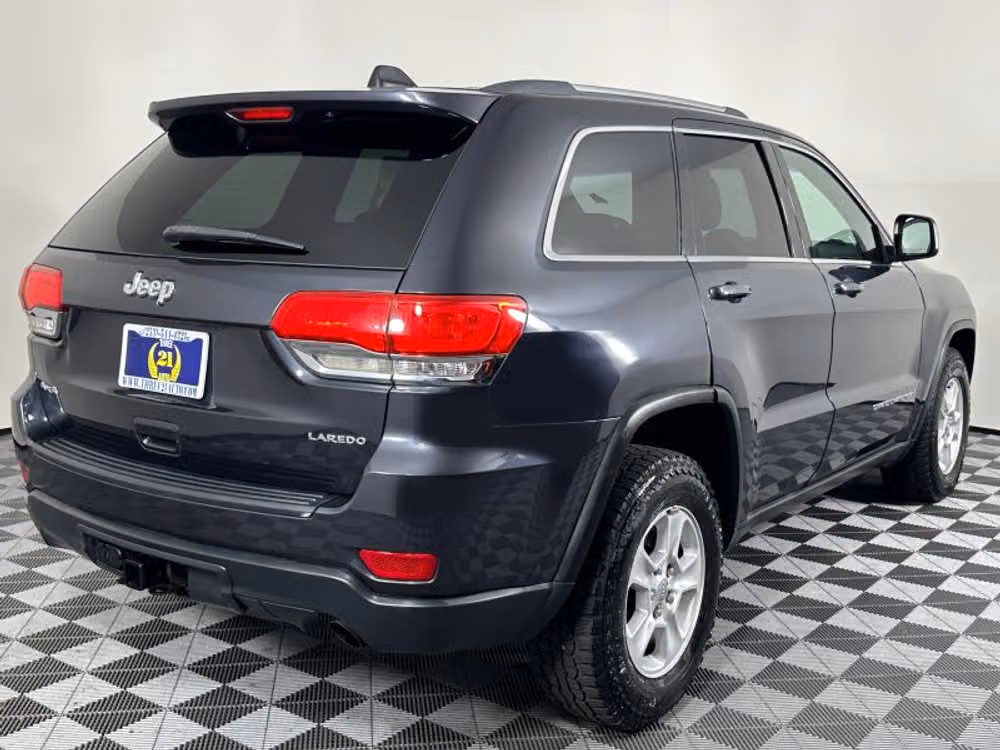 2015 Jeep Grand Cherokee Laredo E Image 9