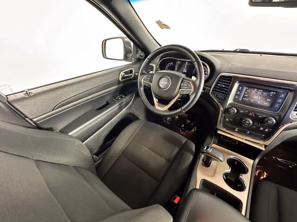 2015 Jeep Grand Cherokee Laredo E Image 29