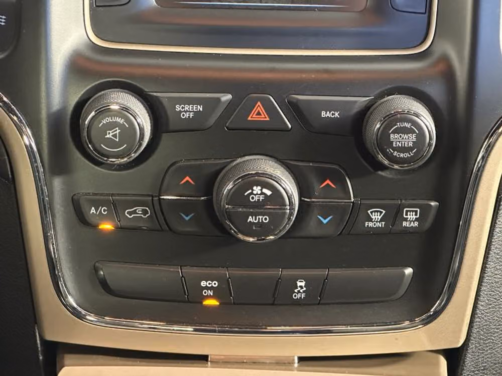 2015 Jeep Grand Cherokee Laredo E Image 32
