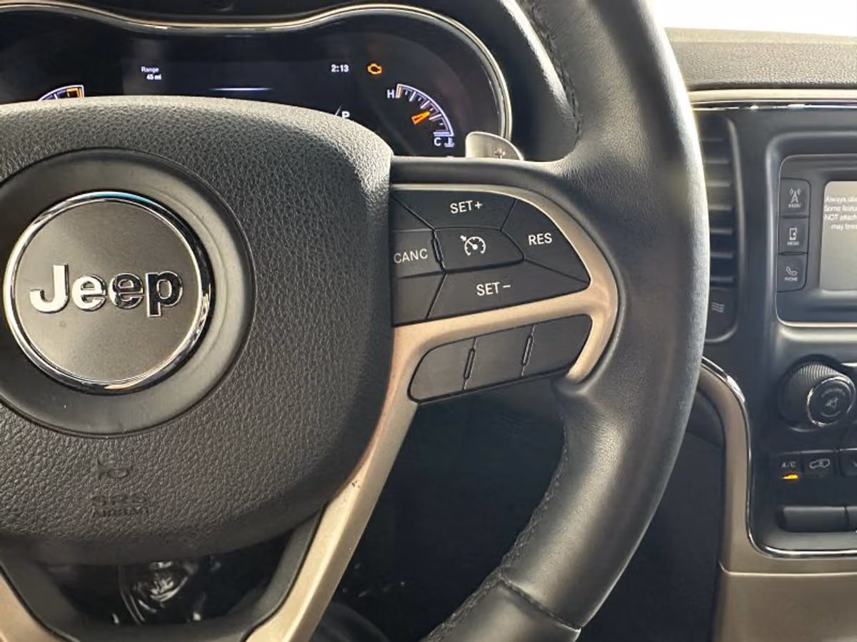 2015 Jeep Grand Cherokee Laredo E Image 37
