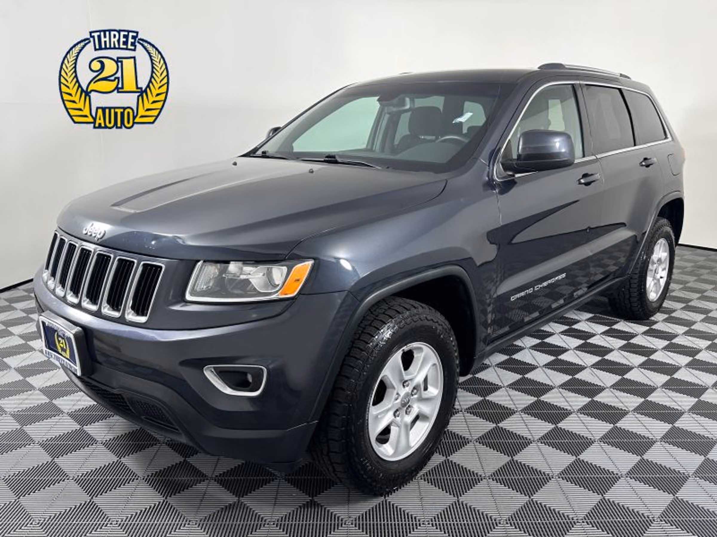 2015 Jeep Grand Cherokee Laredo E Image 1