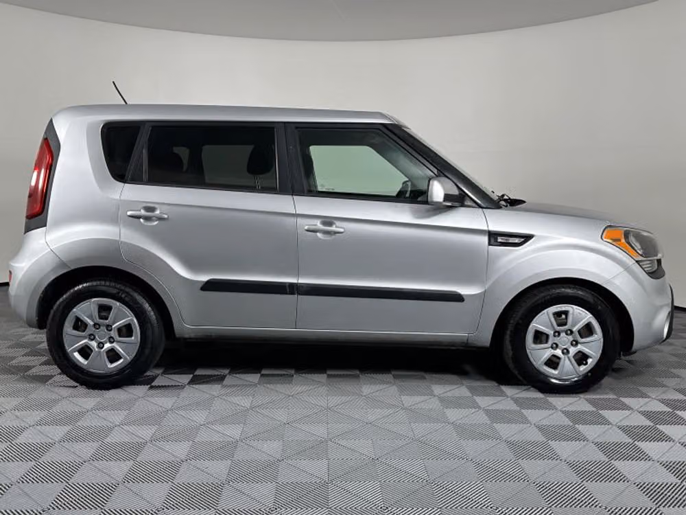 2012 Kia Soul Base Crossover Image 13