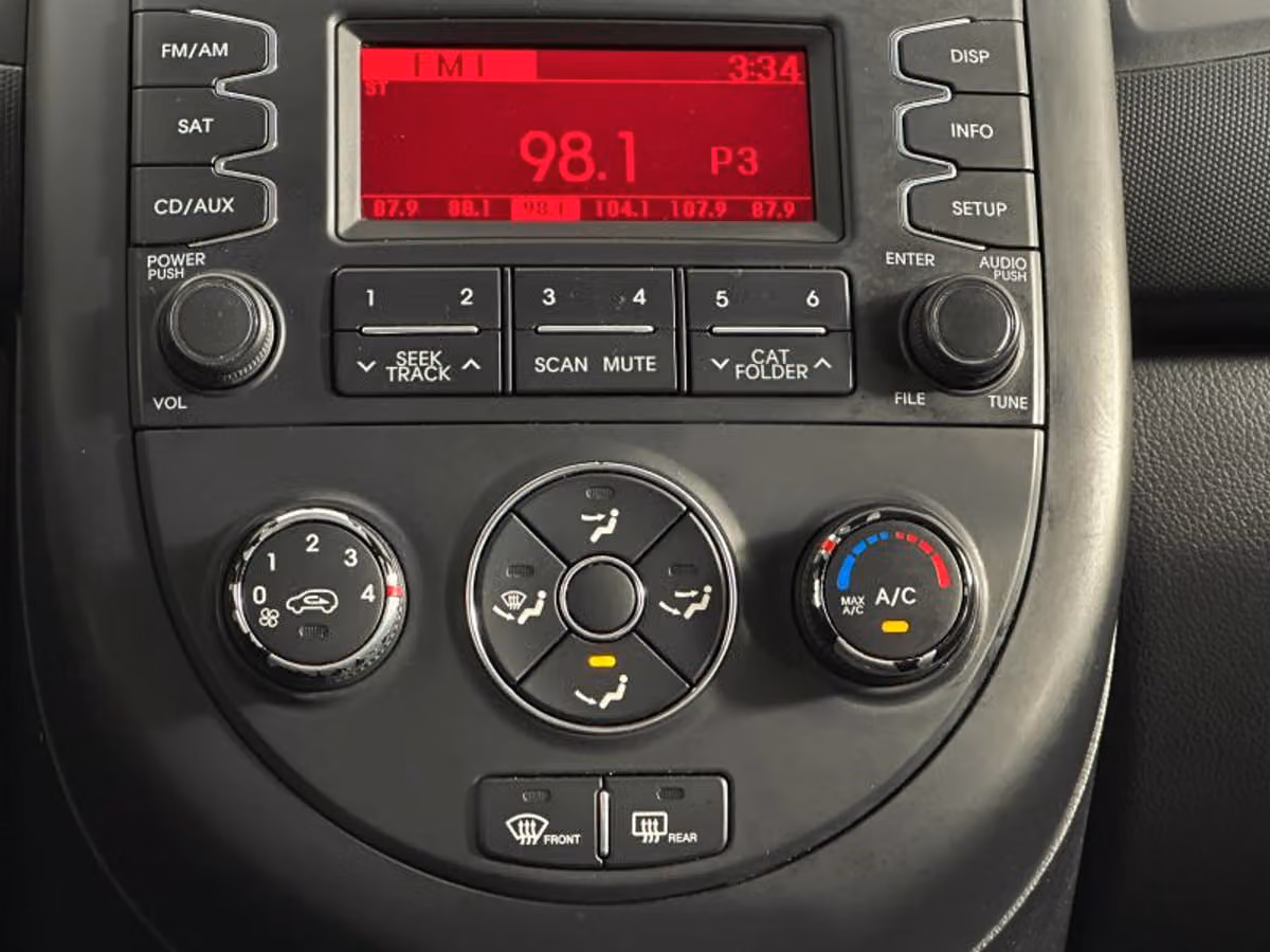 2012 Kia Soul Base Crossover Image 27