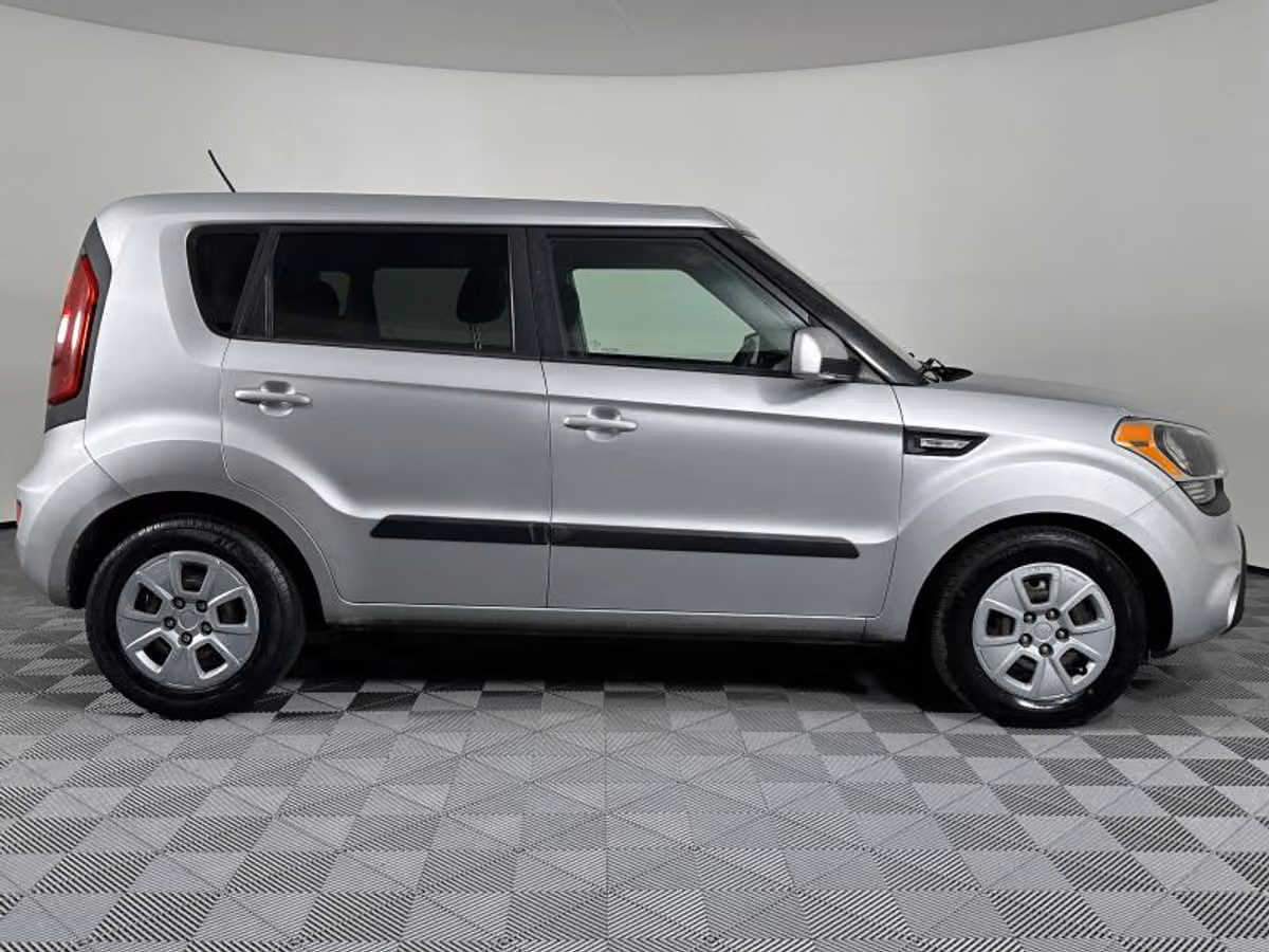 2012 Kia Soul Base Crossover Image 13