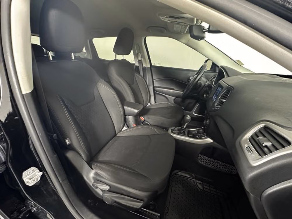 2020 Jeep Compass Sport Image 32
