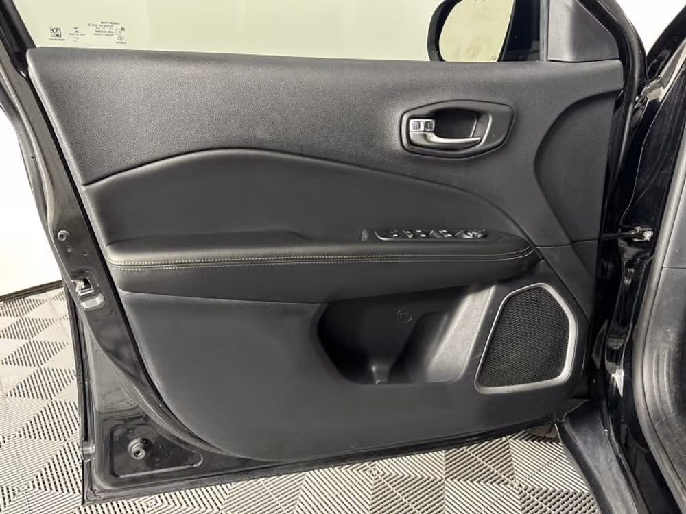 2020 Jeep Compass Sport Image 33