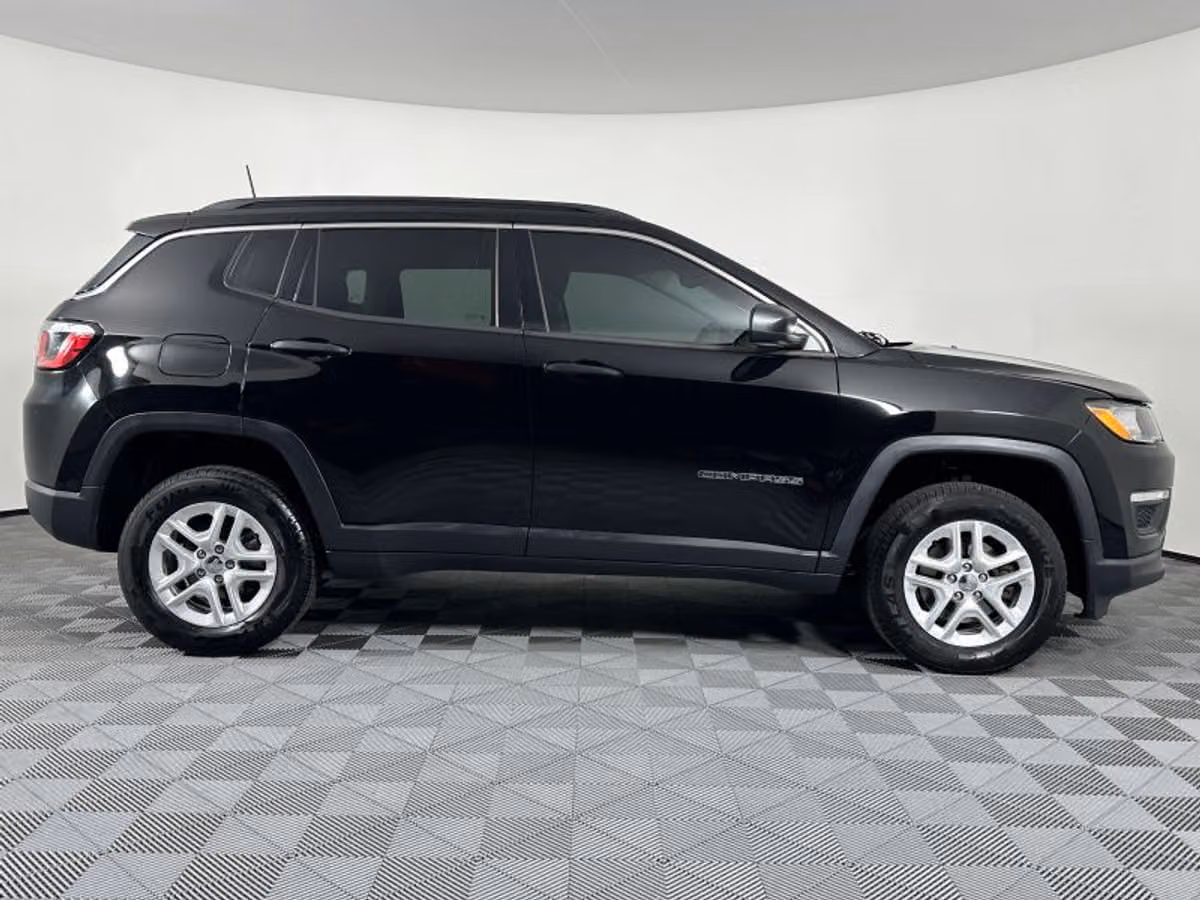 2020 Jeep Compass Sport Image 13