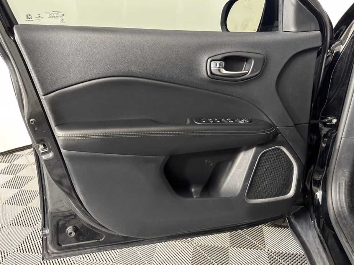2020 Jeep Compass Sport Image 33