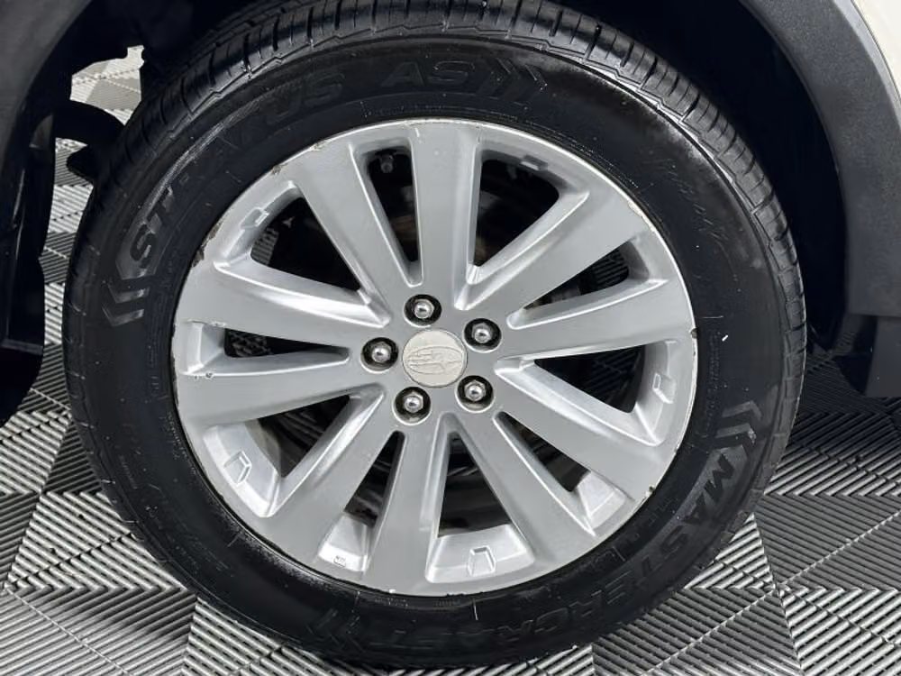 2011 Subaru Forester 2.5X Touring Crossover Image 15
