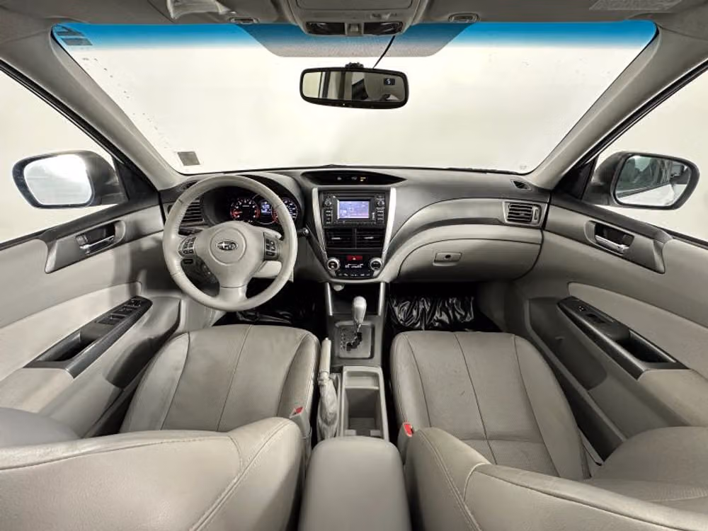 2011 Subaru Forester 2.5X Touring Crossover Image 18