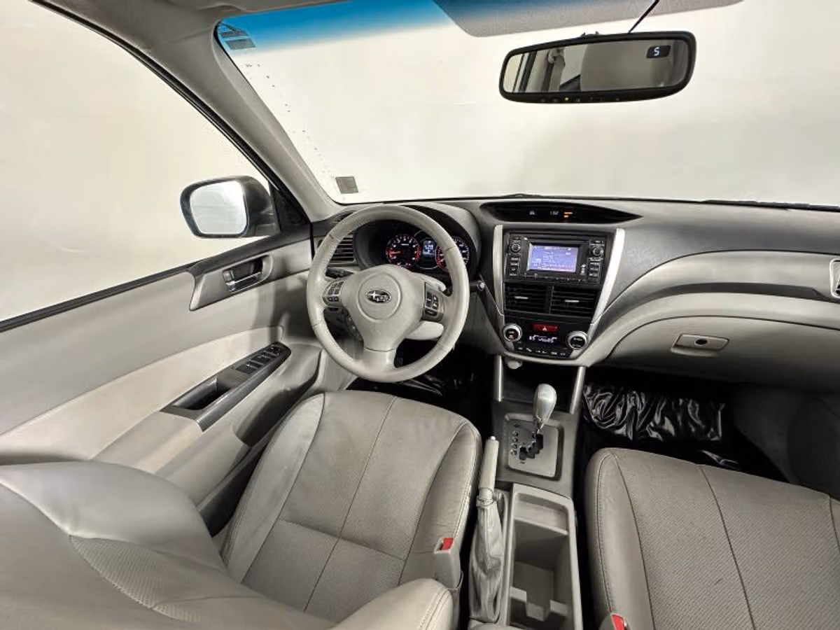 2011 Subaru Forester 2.5X Touring Crossover Image 19