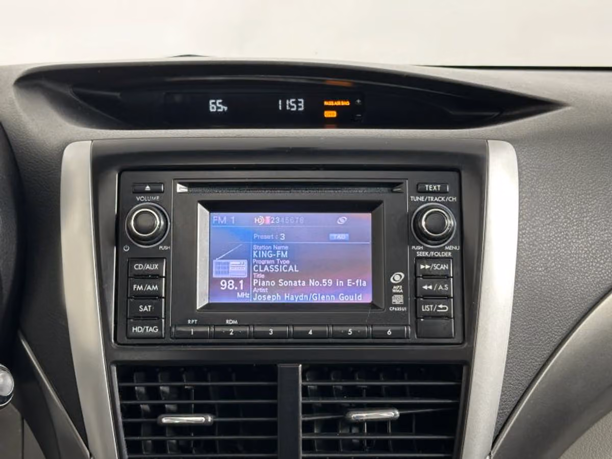 2011 Subaru Forester 2.5X Touring Crossover Image 25