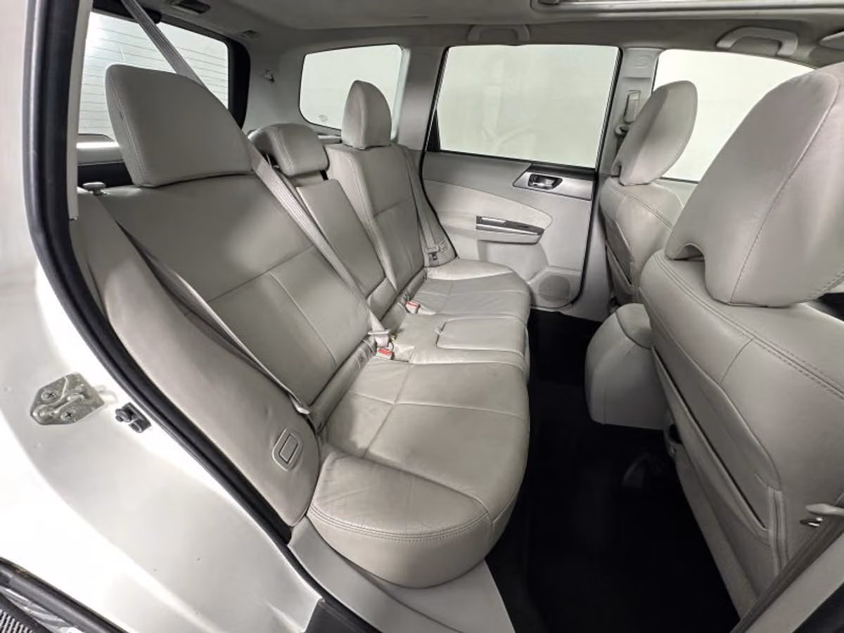 2011 Subaru Forester 2.5X Touring Crossover Image 36