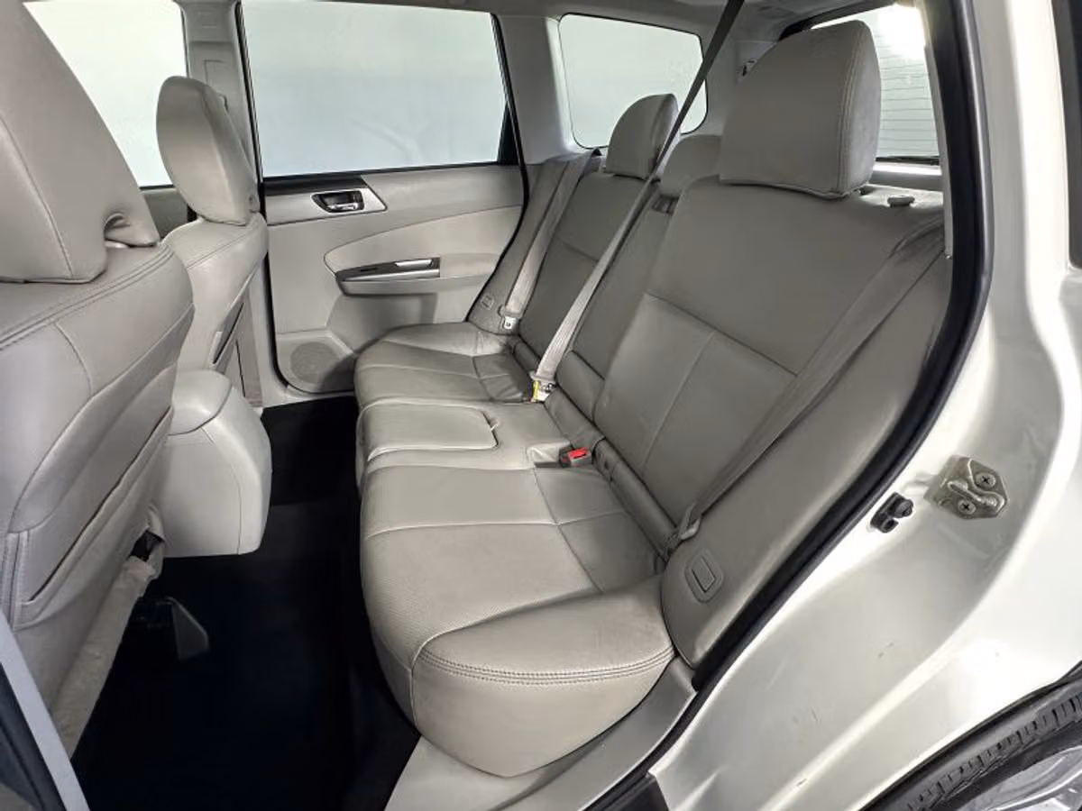 2011 Subaru Forester 2.5X Touring Crossover Image 37